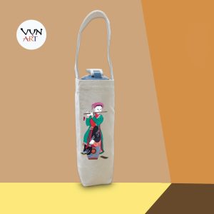 TÚI ĐỰNG CHAI NƯỚC - THIẾU NỮ THỔI SÁO