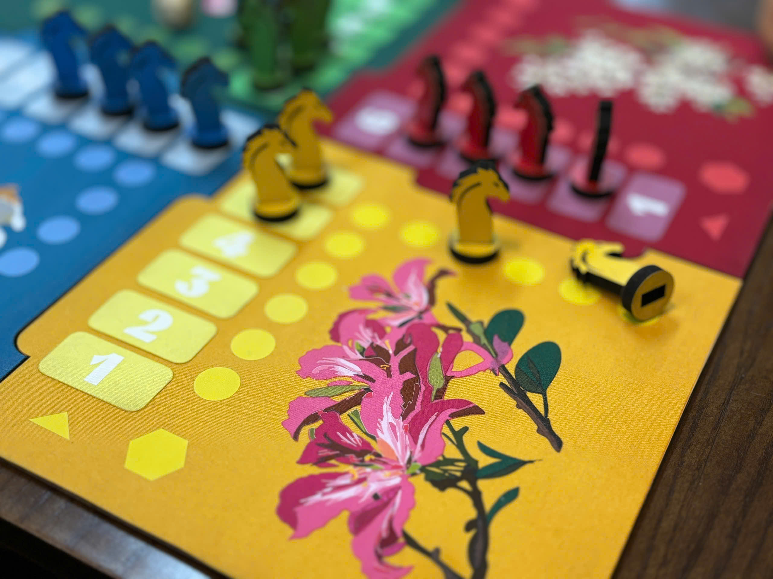 Bàn cá ngựa 4 mùa hoa - Ảnh 4