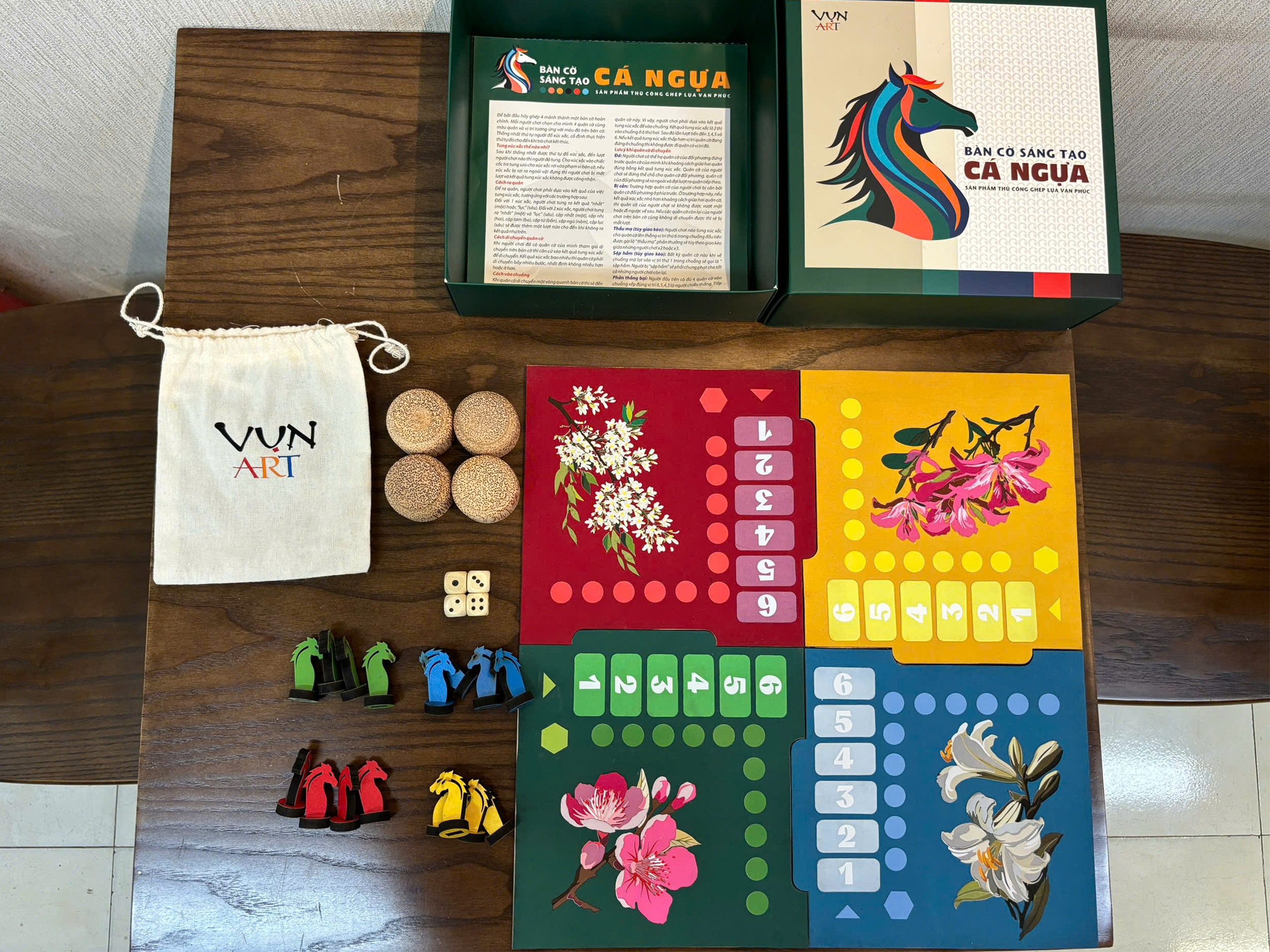 Bàn cá ngựa 4 mùa hoa - Ảnh 6