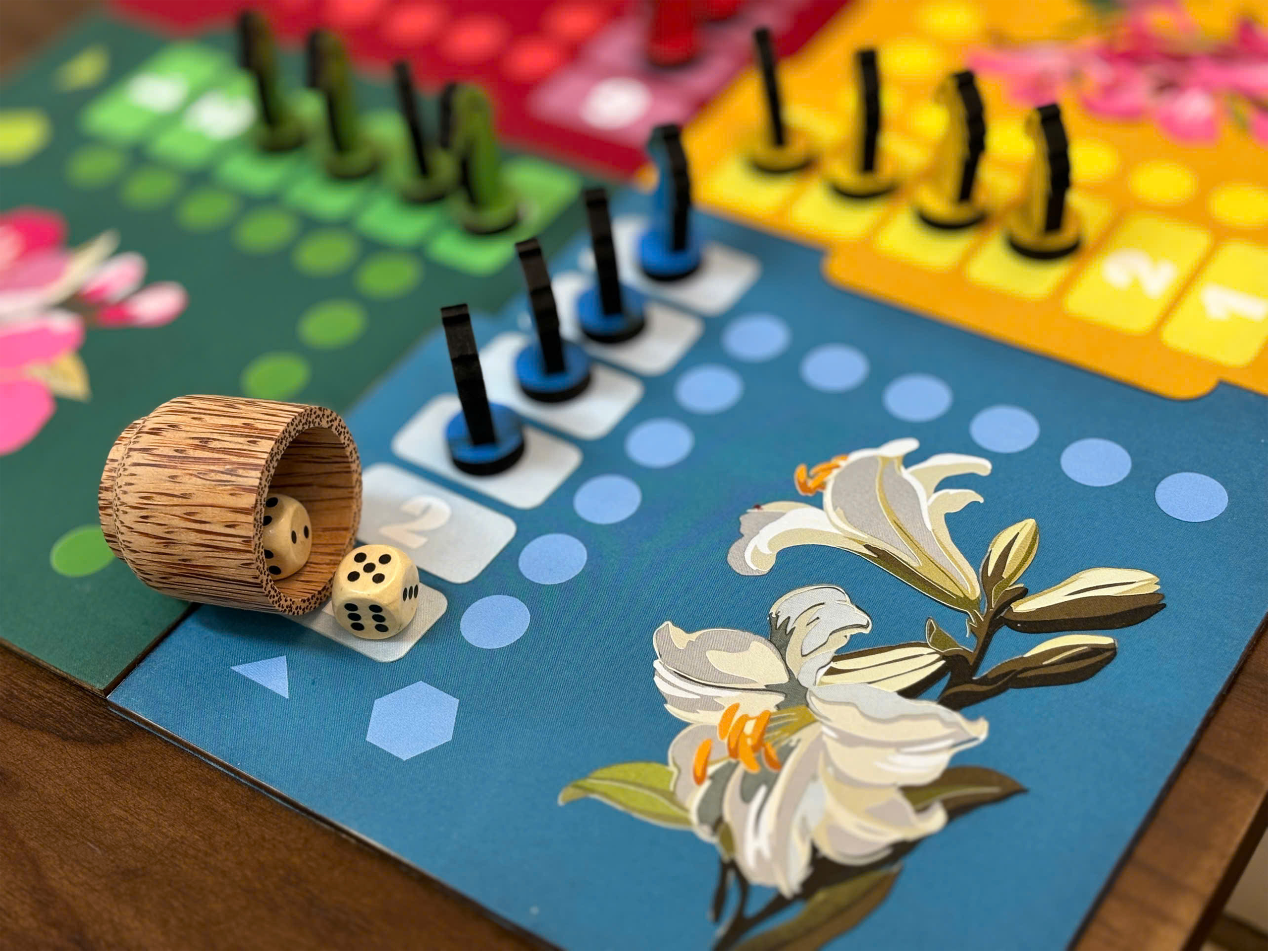 Bàn cá ngựa 4 mùa hoa - Ảnh 5