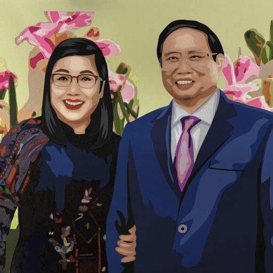 Tranh chân dung ghép lụa